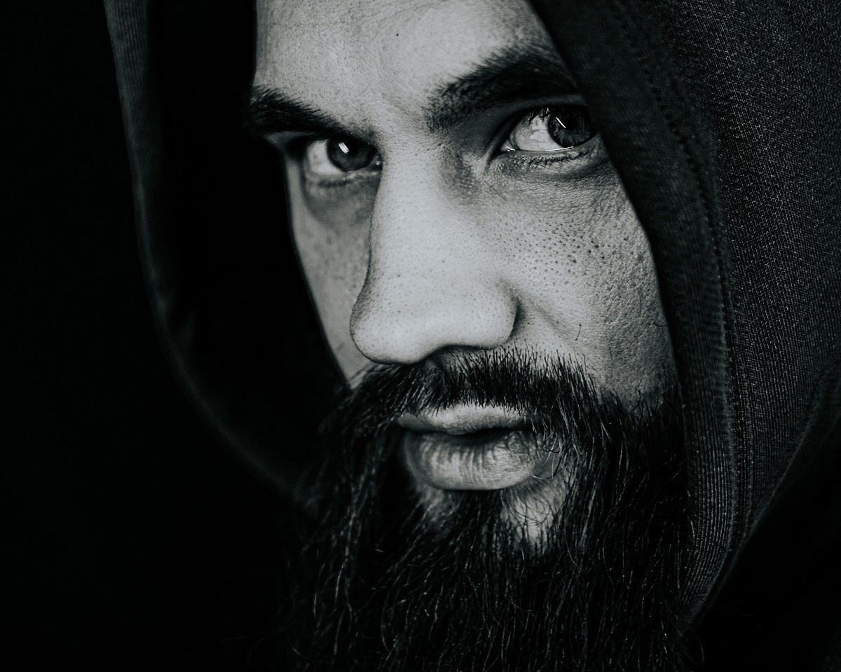 Креативная тематическая индивидуальная портретная съёмка. Фотограф Екатеринбург для вас или вашего бренда