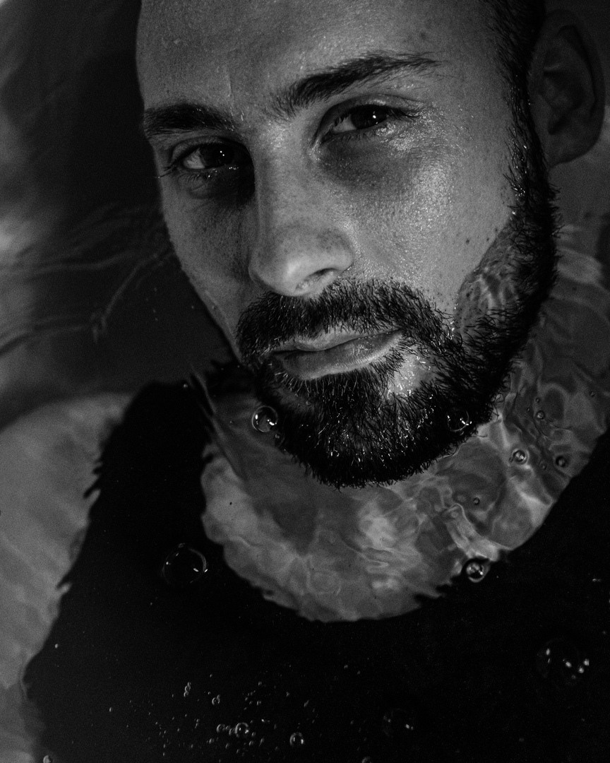 Креативная тематическая индивидуальная портретная съёмка. Фотограф Екатеринбург для вас или вашего бренда