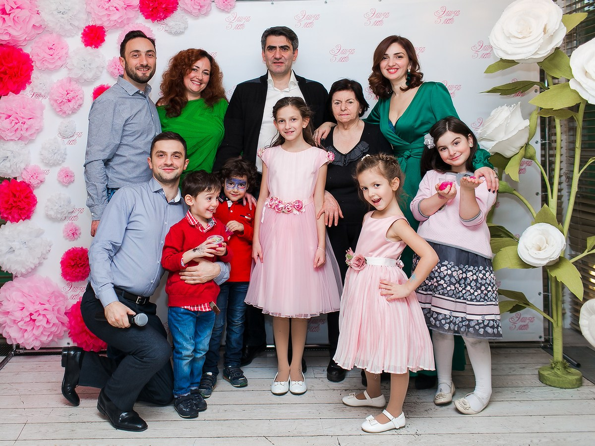 Фотосъемка детского Дня рождения Элизы. Репортажный фотограф Борис Геер