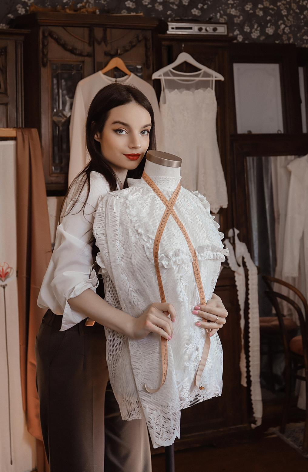 Швея. Алина Малышева, свадебный и семейный фотограф Москва