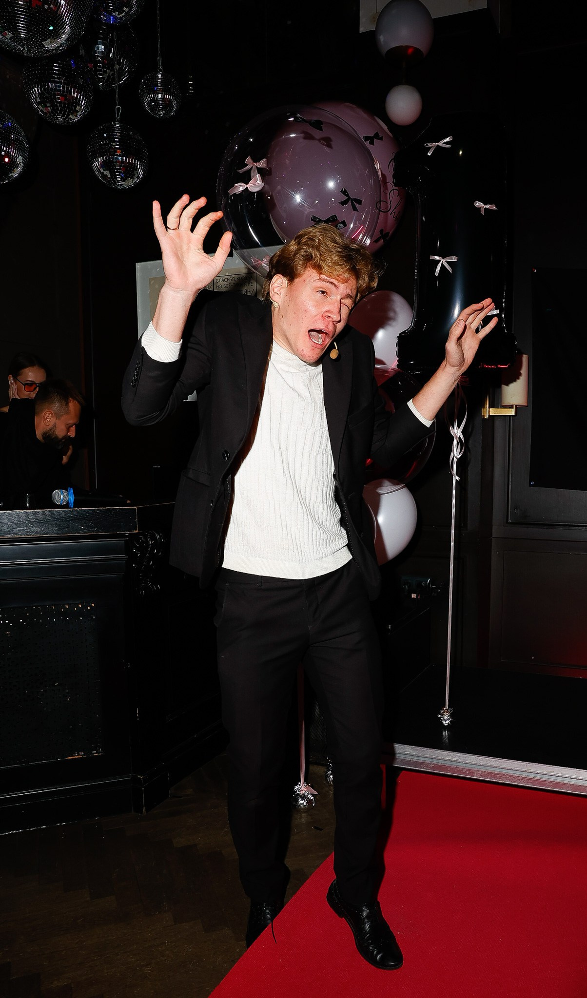 VIKI SHOW. Nikolskayasecular