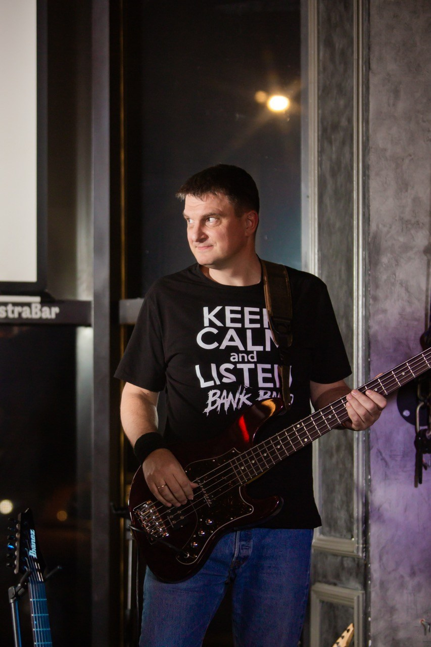 LЮSTRA bar 10.12.2025. Московская кавер-группа BankBand