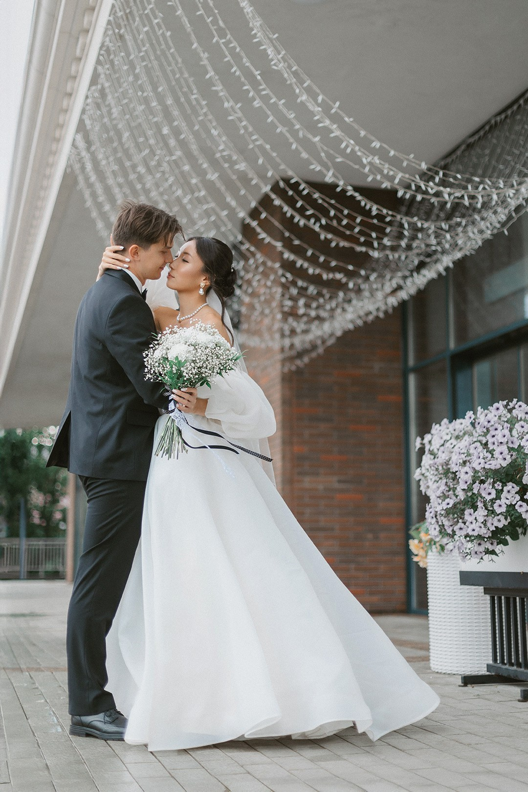 Евгений и Кристина. Павел Померанцев