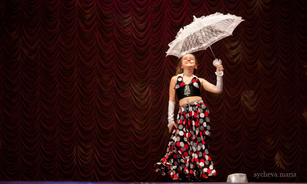 Амира. Детский концерт. Детский и семейный фотограф, фотограф мероприятий Нижний Новгород