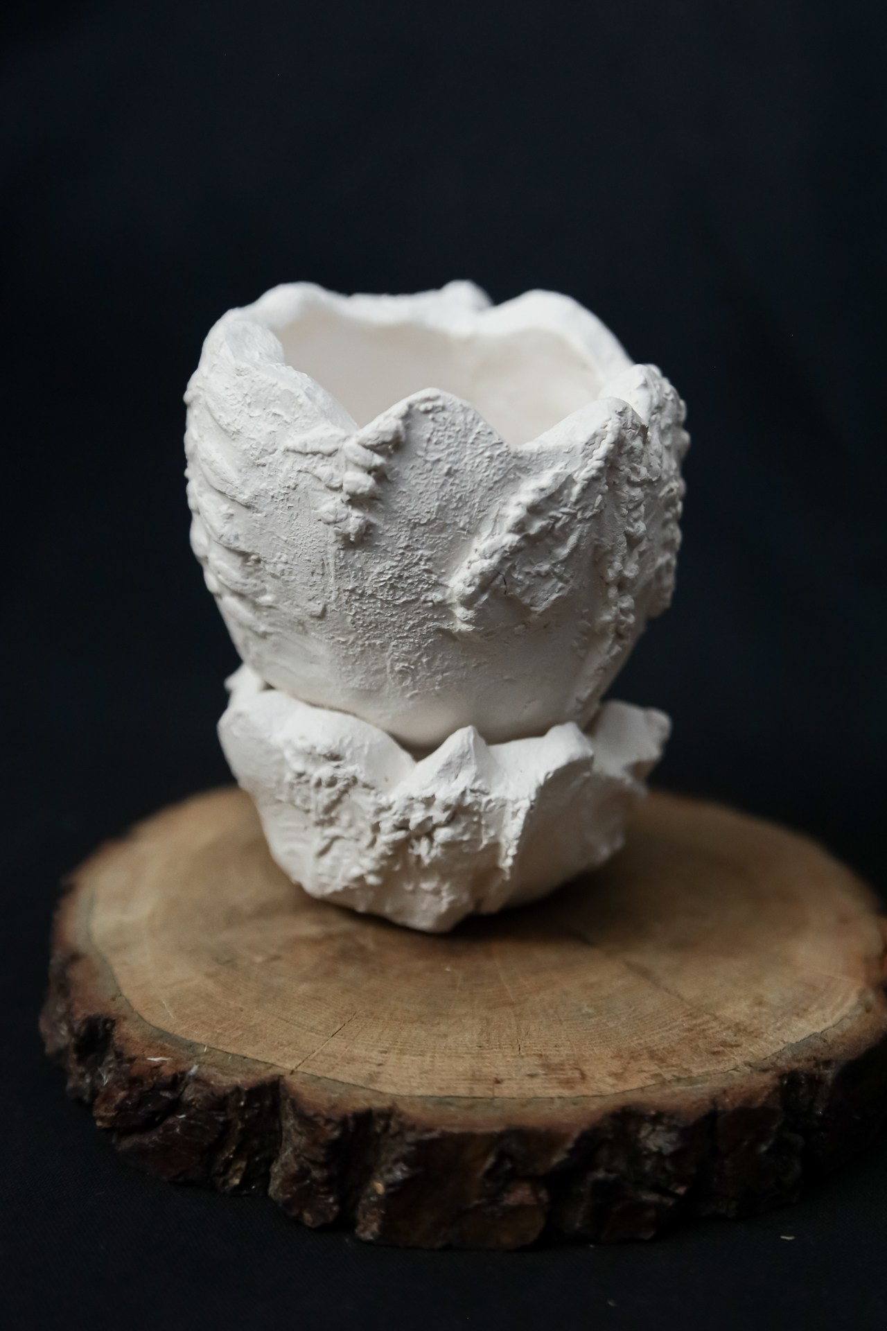 Горшок Яйцо с рельефом трав 900 р. Катя Цвет