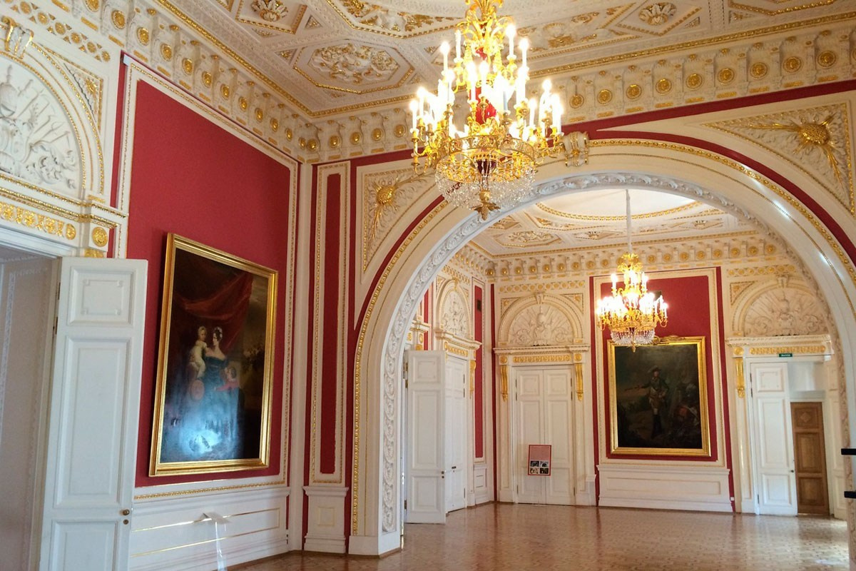 Места для фотосессии зимой в плохую погоду в Санкт-Петербурге. Свадебный фотограф Александр Невский в Санкт-Петербурге