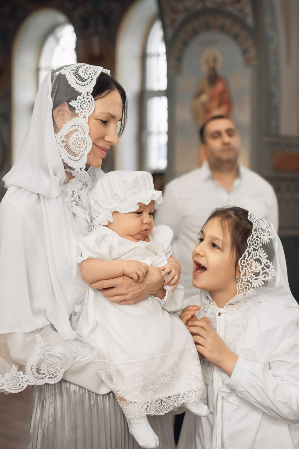 Крещение в храме Иоанна Богослова. Церковный фотограф на Таинство Крещения и Венчания в Оренбурге и Оренбургской области Екатерина Белкина