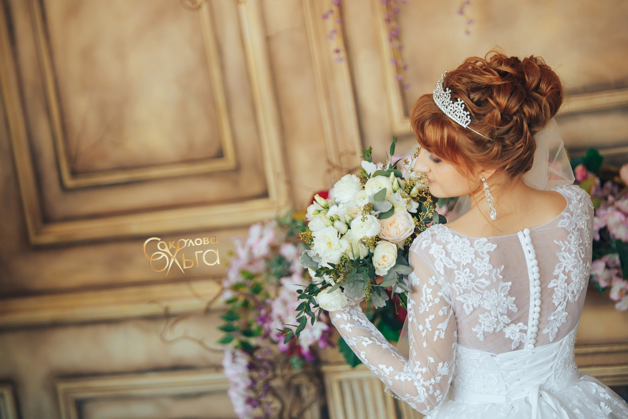 Выбор диадемки или фаты всегда очень важен, не нагромождайте себя всем подряд. olgadz.ru