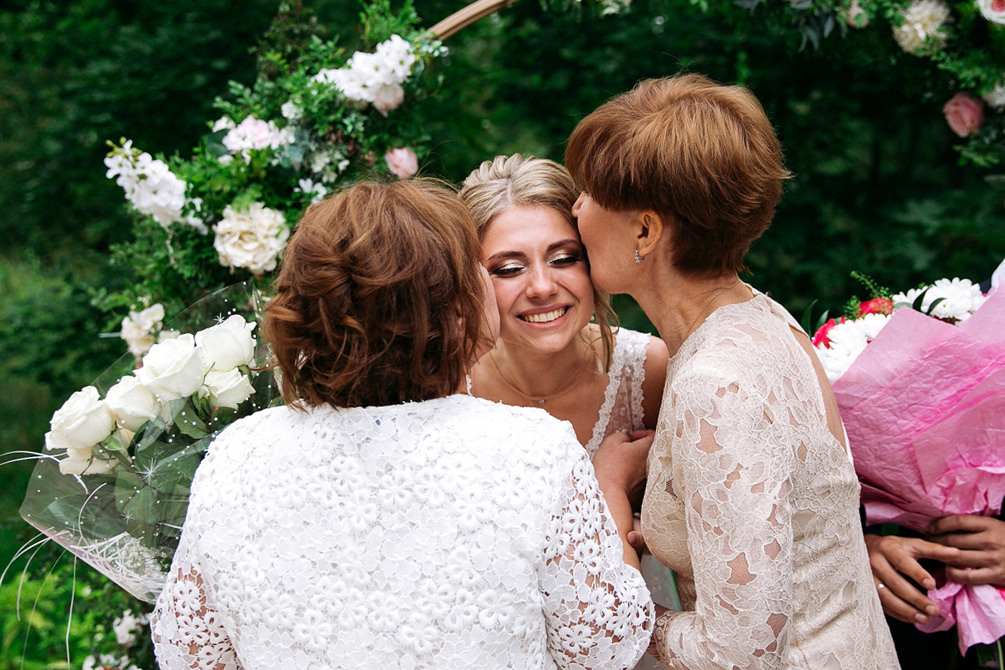 Арина и Артём. Свадебный фотограф Александр Савченко Смоленск