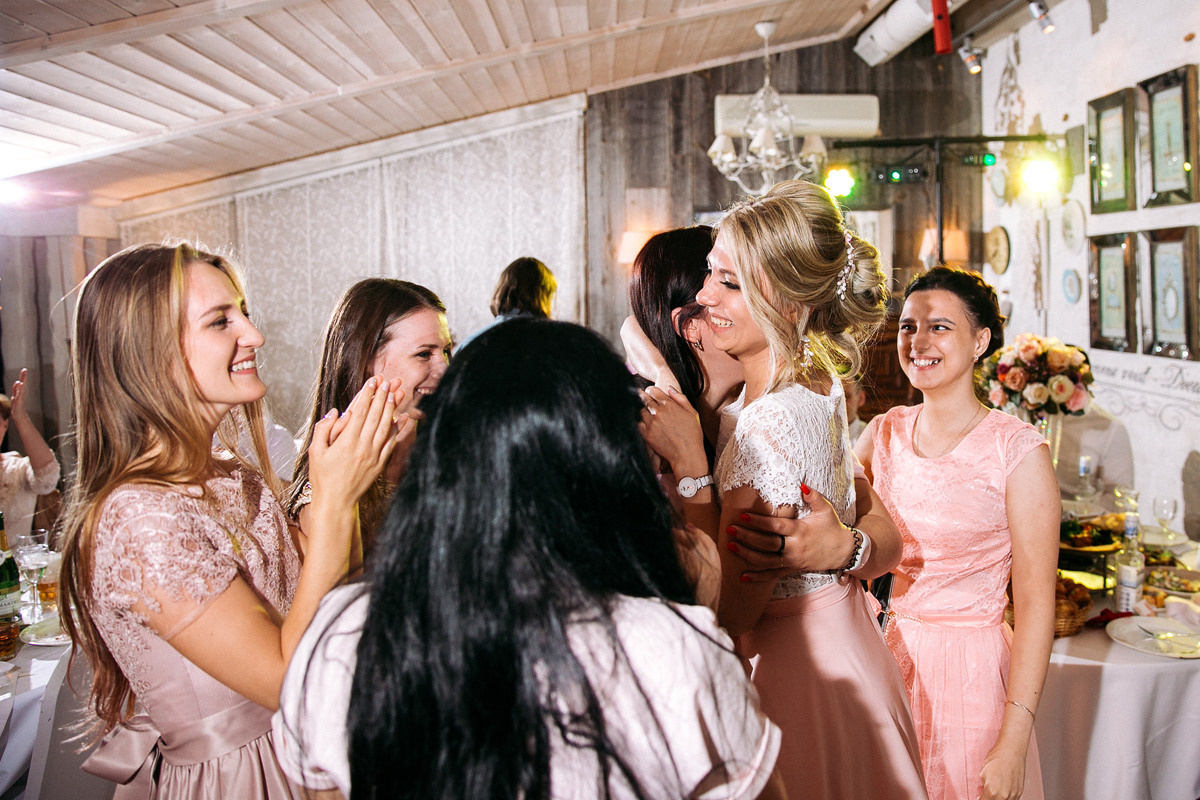 Арина и Артём. Свадебный фотограф Александр Савченко Смоленск