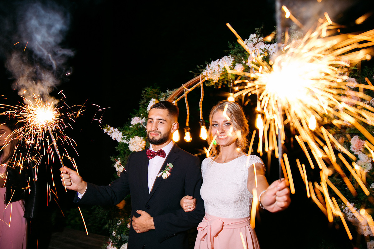 Арина и Артём. Свадебный фотограф Александр Савченко Смоленск