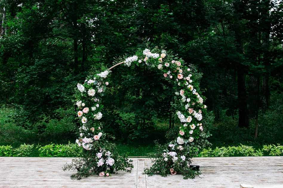 Арина и Артём. Свадебный фотограф Александр Савченко Смоленск