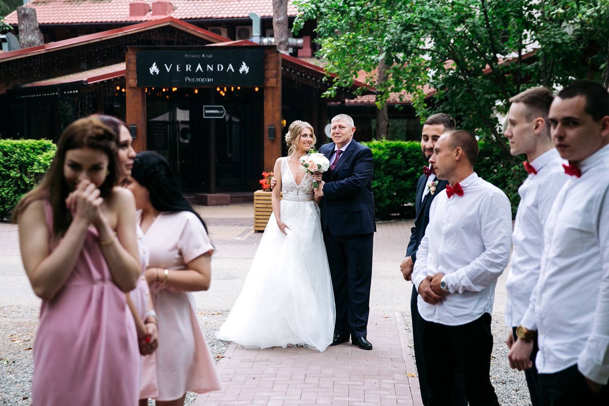 Арина и Артём. Свадебный фотограф Александр Савченко Смоленск