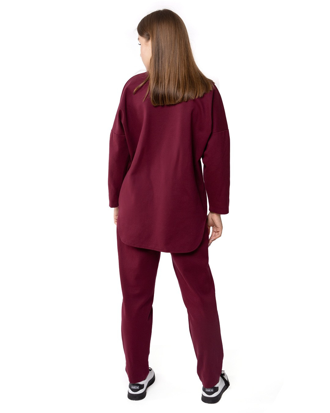 Каталожные фото одежды, сборные съемки для маркетплейсов Вайлдберриз, Новосибирск. Съемка фото и видео для маркетплейсов Вайлдберриз, Озон в Новосибирске