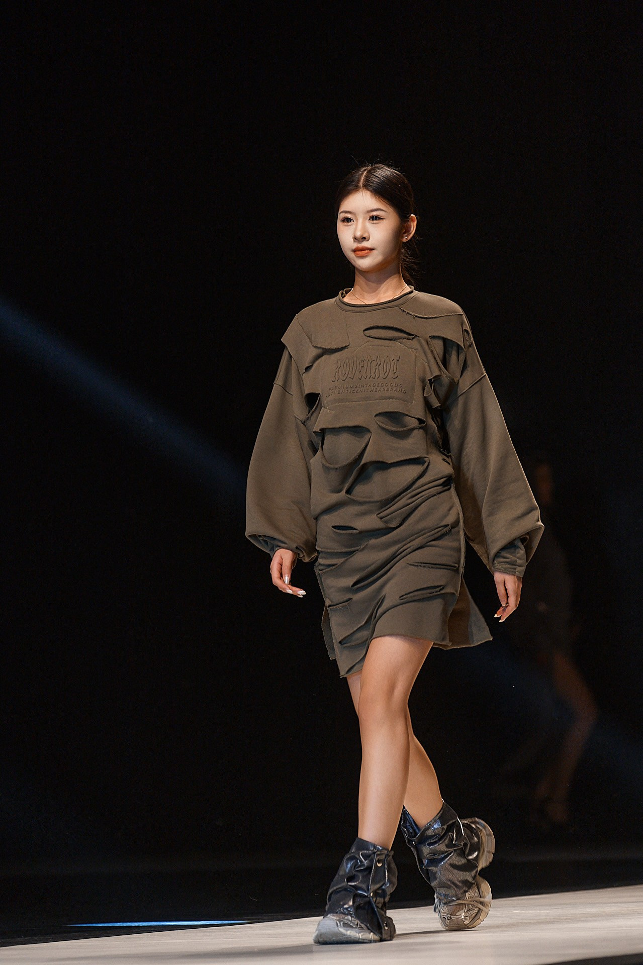 Russian Fashion display in China. Репортажный фотограф в Кирове Сергей Дудин