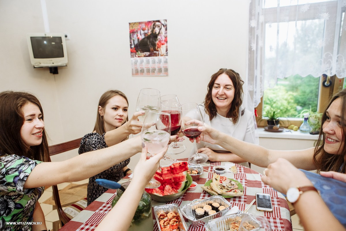 Девичник на даче или загородном доме