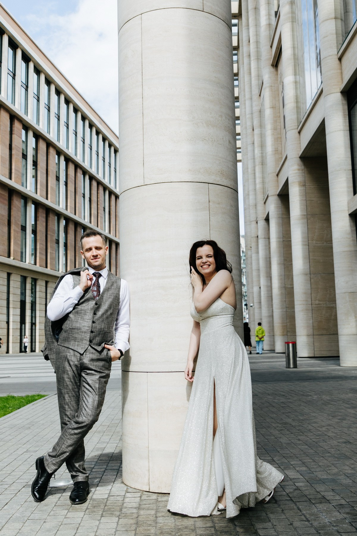 Свадебная прогулка в СПб, фотограф Денис Дорфф. Фотограф крещение венчание в Петербурге! Помогает подобрать храм и посоветовал душевного батюшку в СПб