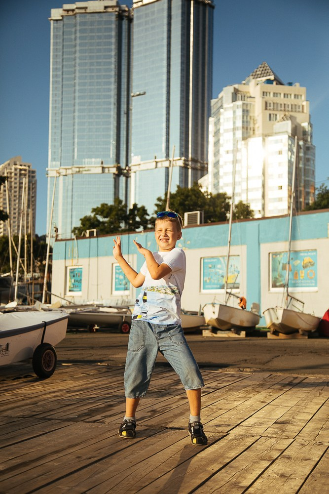 Саша. Главная