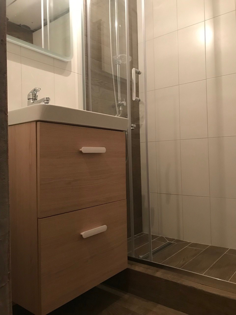 Ванная комната с раздельным туалетом (ул. Х. Бигичева д. 24/45). Ремонт санузла, туалета, ванной под ключ в Казани. Укладка плитки