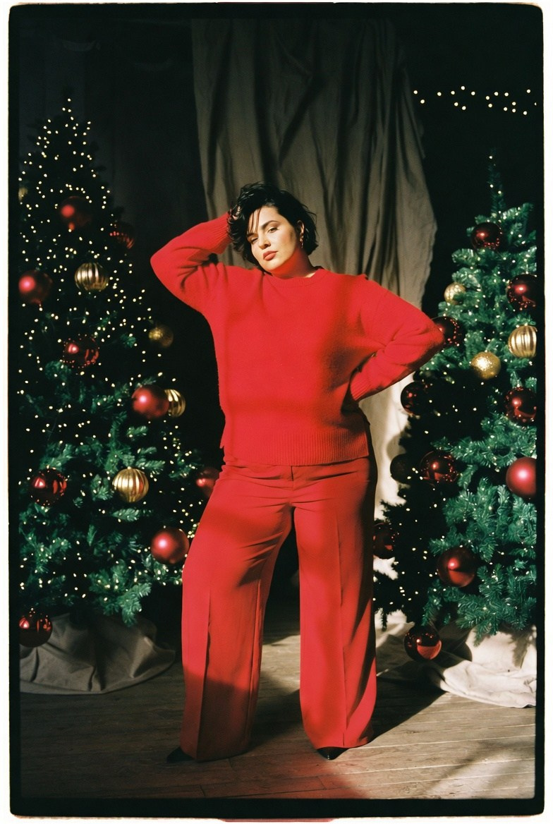 Плюс сайз в красном