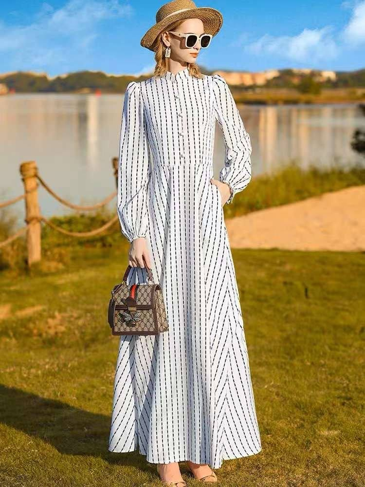 Лили Рост: 176 Параметры: 85-57-90. LUNAPRO Дом стильных, сборных и индивидуальных съемок для брендов