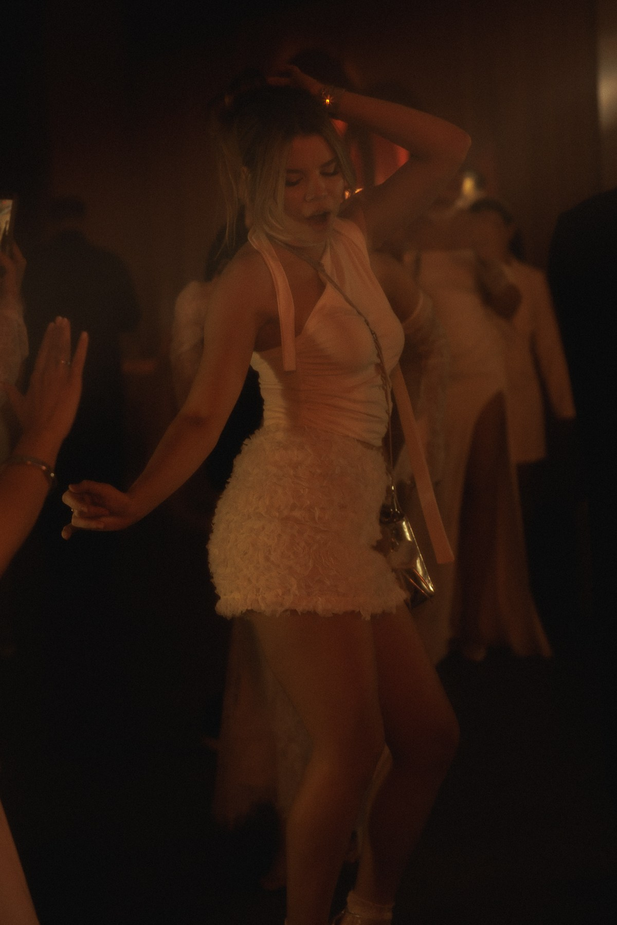 Фотограф на свадебную вечеринку Москва. VERSLIBRE | Свадебный и репортажный фотограф в Санкт-Петербурге, Москве, и Поволжье