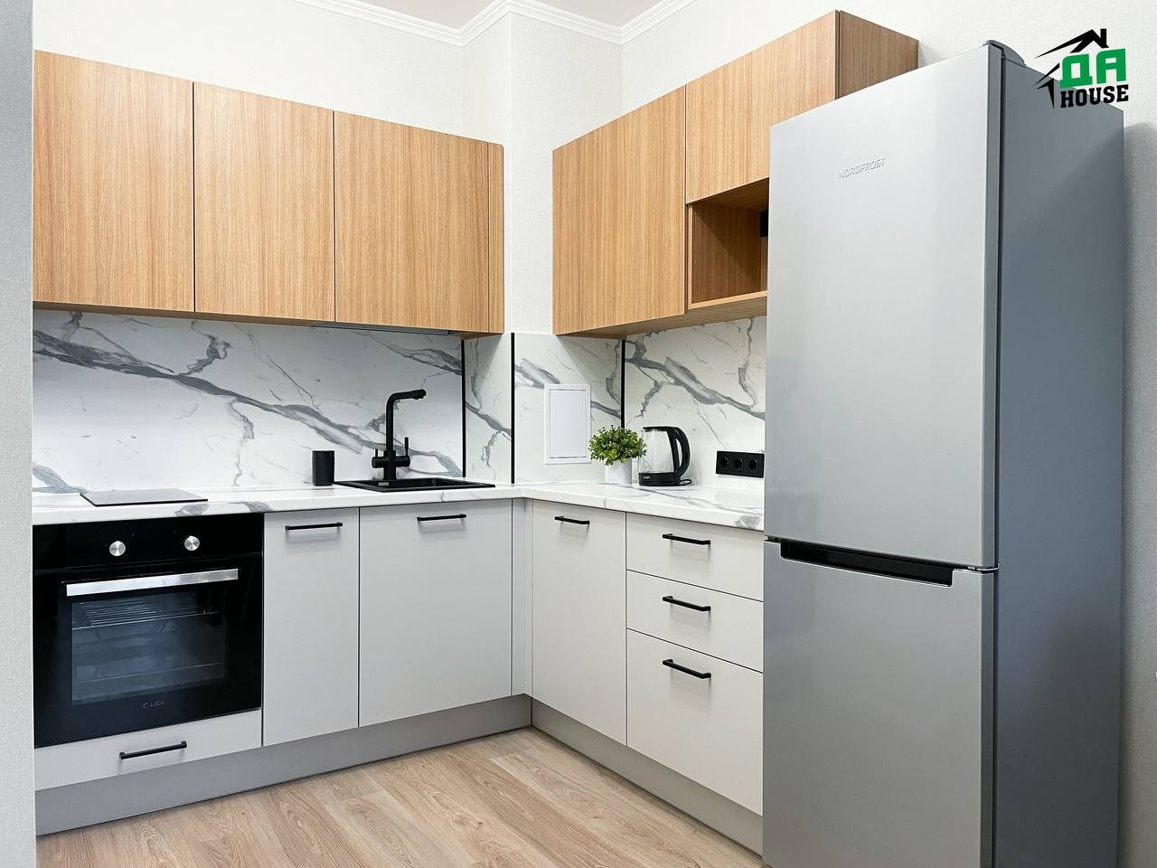 Компания Da House. Репортажный и портретный фотограф в Санктпетербурге. Видиосъемка мероприятий в Санкт-Петербурге