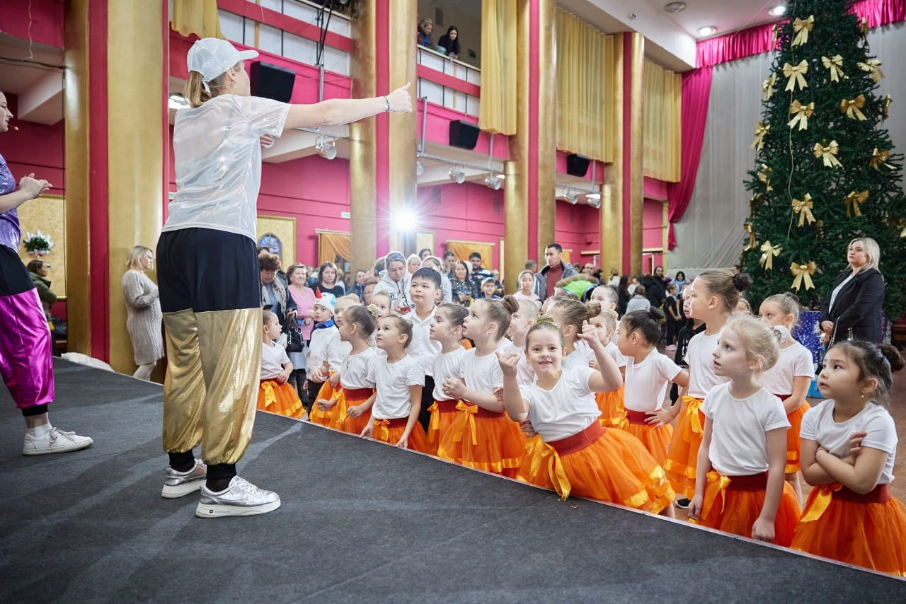 Ёлка. Разножанровый Фотограф в Омске Артём Руднев