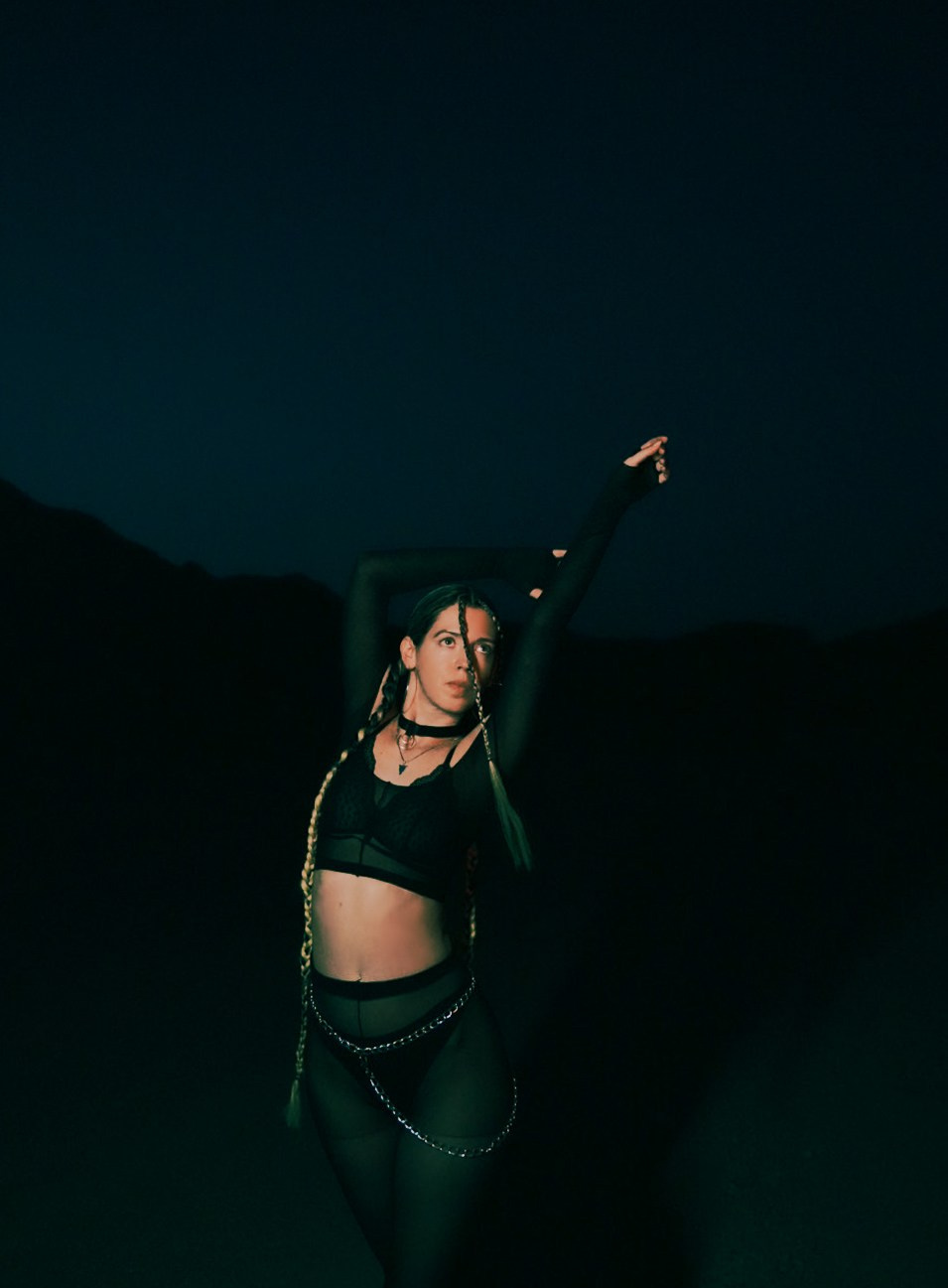 Персональная съемка в пустыне/ Tamar Desert Artpiece, Israel. Фотограф Полина Гольдис