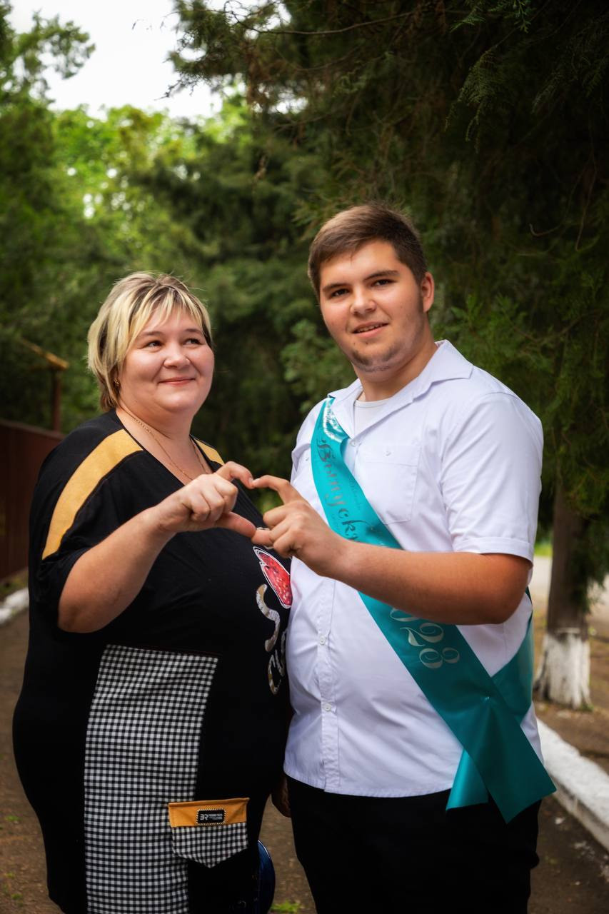 Школьная фотосессия. Семейный и Свадебный фотограф Алиса Малиева