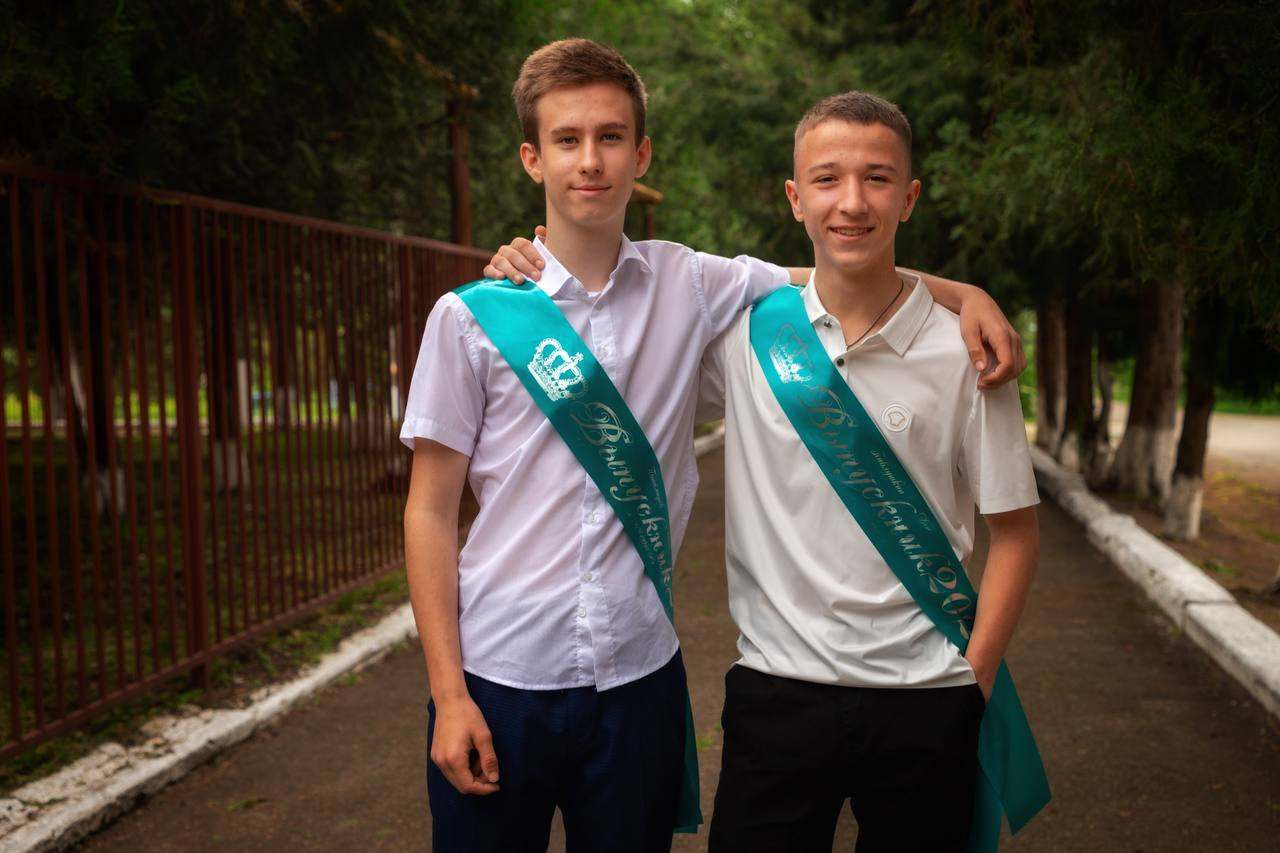 Школьная фотосессия. Семейный и Свадебный фотограф Алиса Малиева