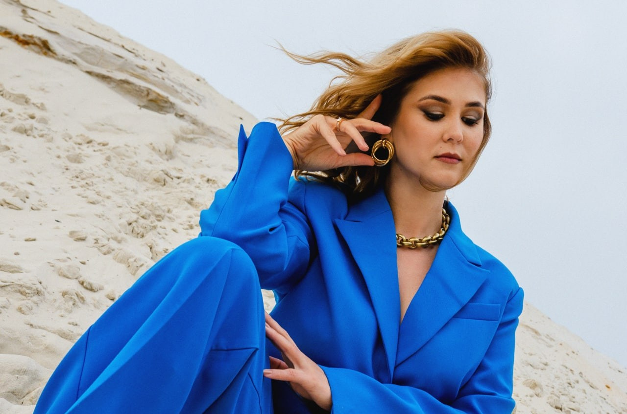 Nata with the sand. Family, portrait, content photo in Costa Rica Evgeniya Besprozvannykh