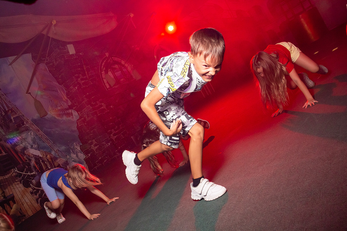 Квест-шоу "Золотая лихорадка" - дискотека