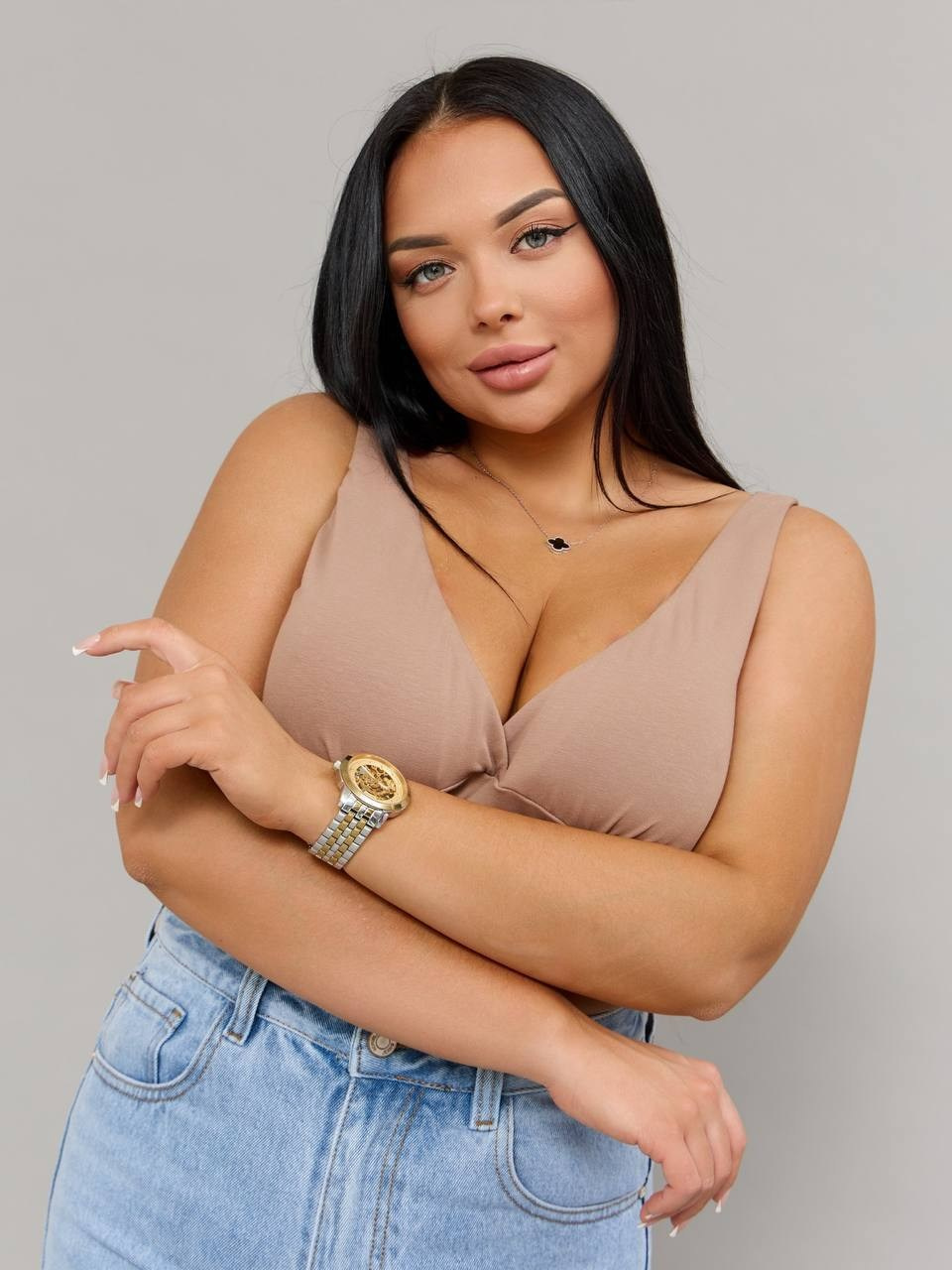 Александра — А. ТМ Продакшн — Съемка для маркетплейсов в Москве