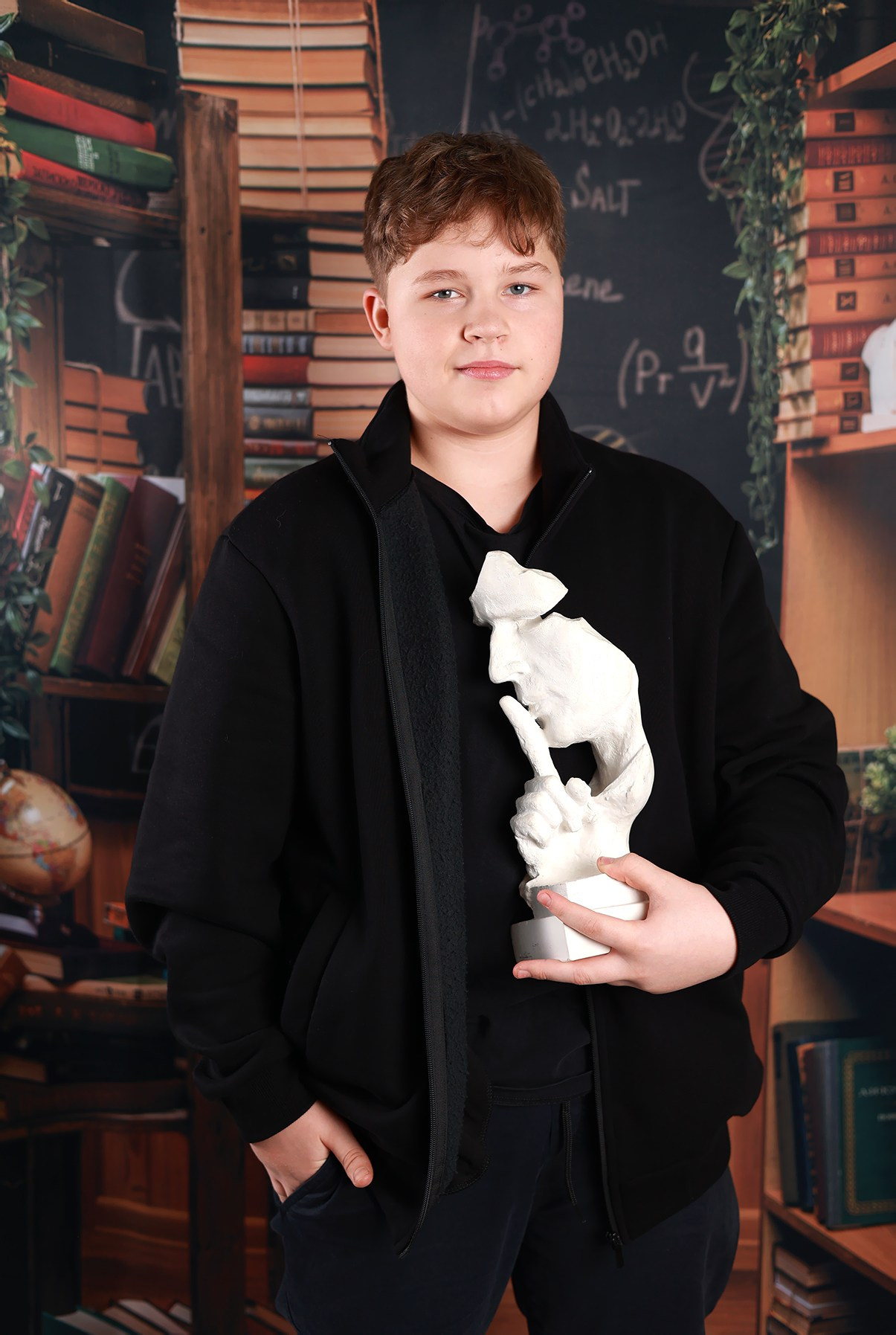 Кабинет. Выпускные альбомы в Иваново в детский сад и школу. Александр и Светлана Янкины