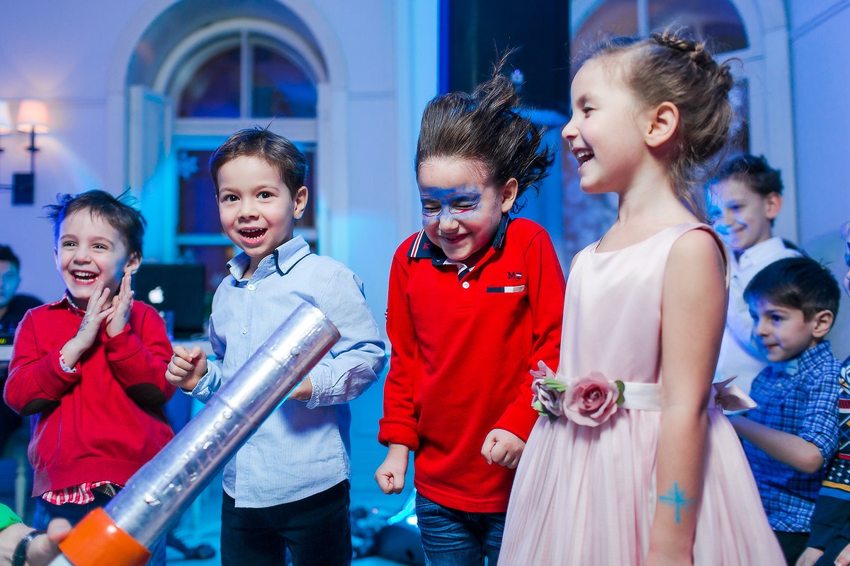 Фотосъемка детского Дня рождения Элизы. Репортажный фотограф Борис Геер