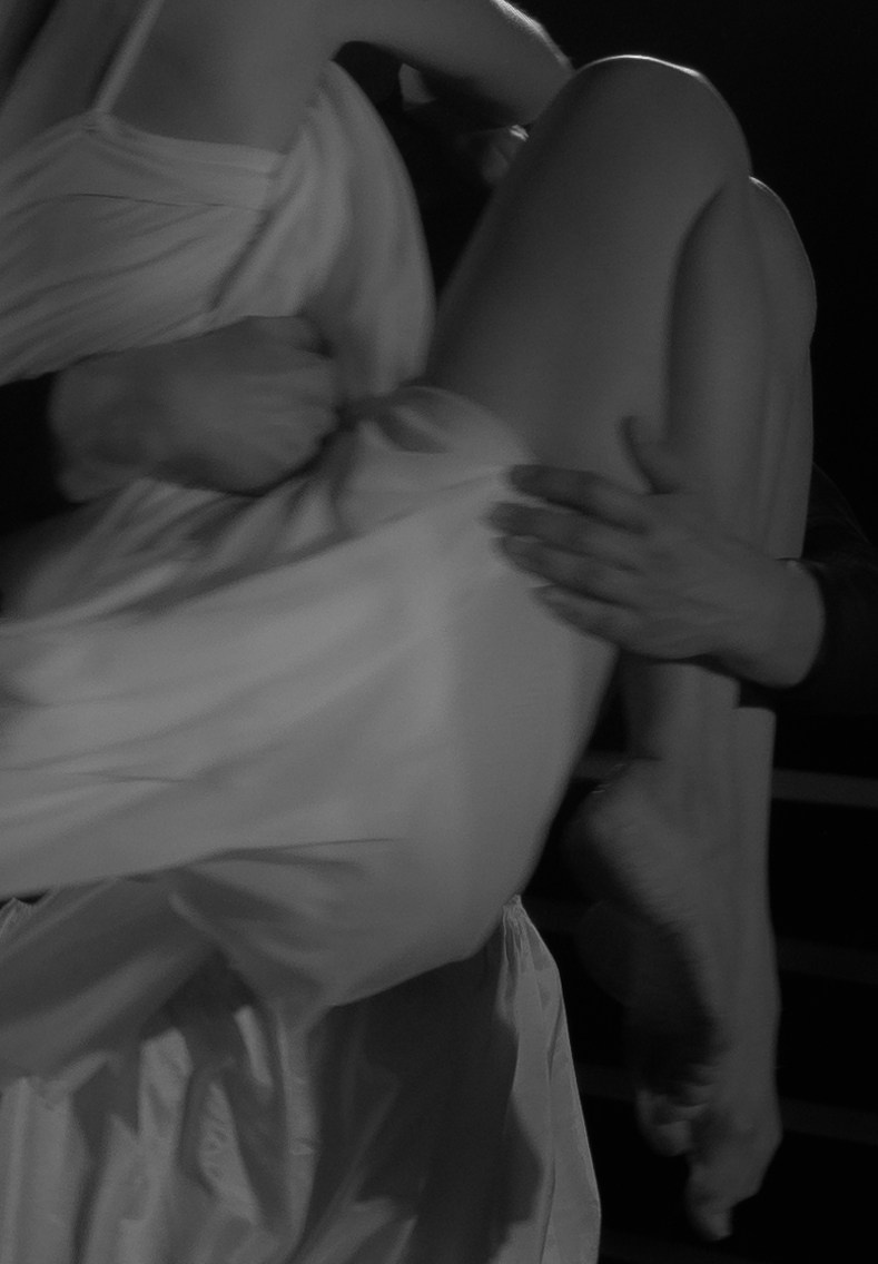 Ленты — судьбы, связавшие нашу жизнь воедино ♥. Свадебный и портретный фотограф в Москве и Санкт-Петербурге