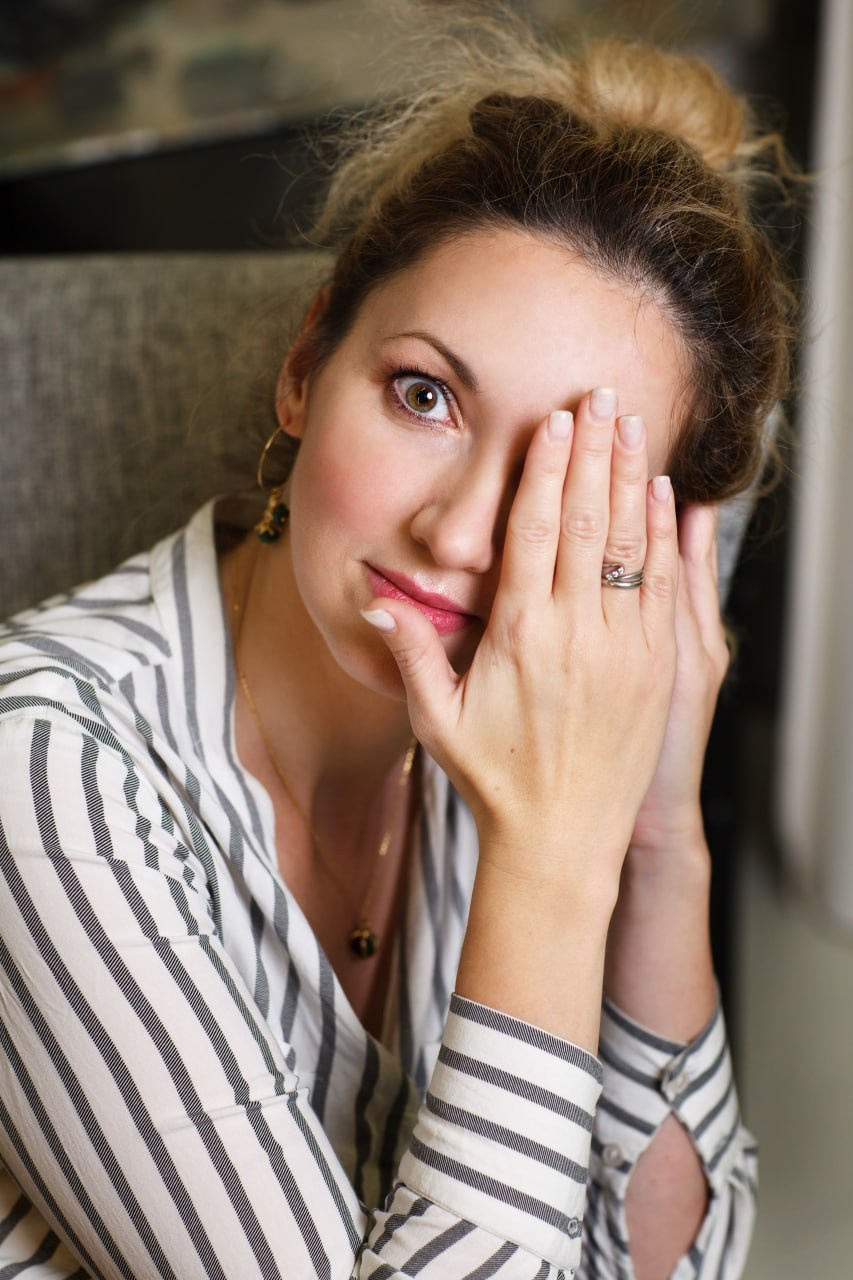 Виолетта. Контент для публикации в журнале. Ирина Загоскина — портретные фотосессии в Москве