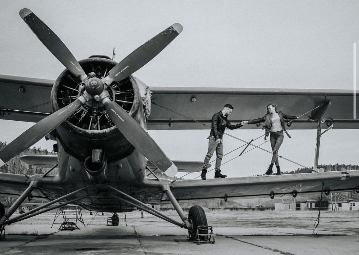 Аэропорт. Для тех, кто не ждёт удачи, а создаёт её. Каждая фотосессия — это твой момент, твой стиль, твой успех. 📸