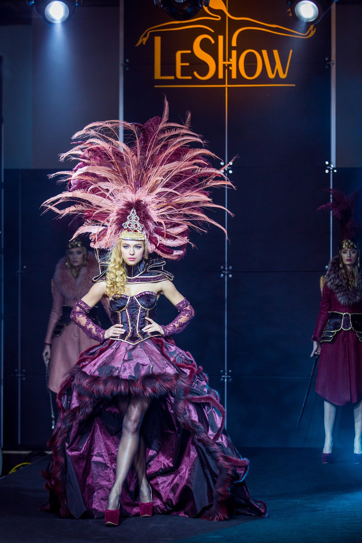 Модный показ LeShow, Москва, 2014. Портретные фотографы в Москве — Анна и Алексей Бородины