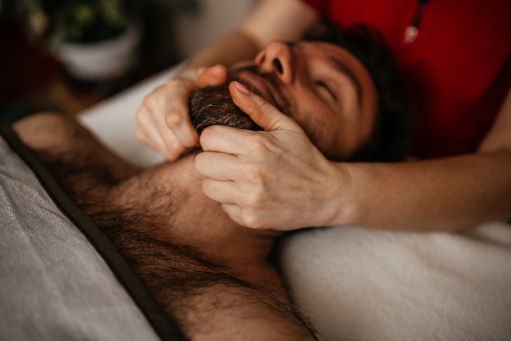 Массаж для мужчин. ФОТО ВИДЕО ПРОДАКШН Санкт-Петербург Москва фотограф Мария Хрусталева