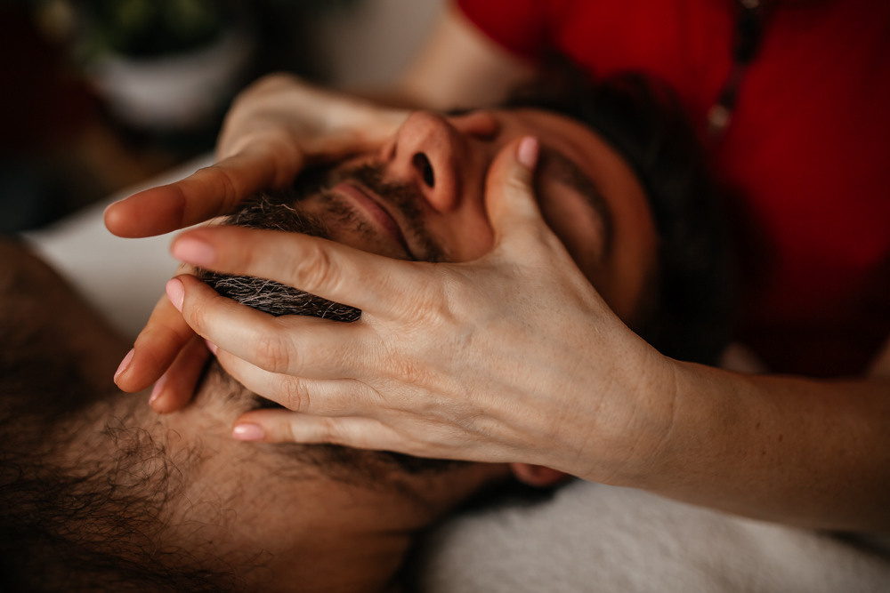 Массаж для мужчин. ФОТО ВИДЕО ПРОДАКШН Санкт-Петербург Москва фотограф Мария Хрусталева