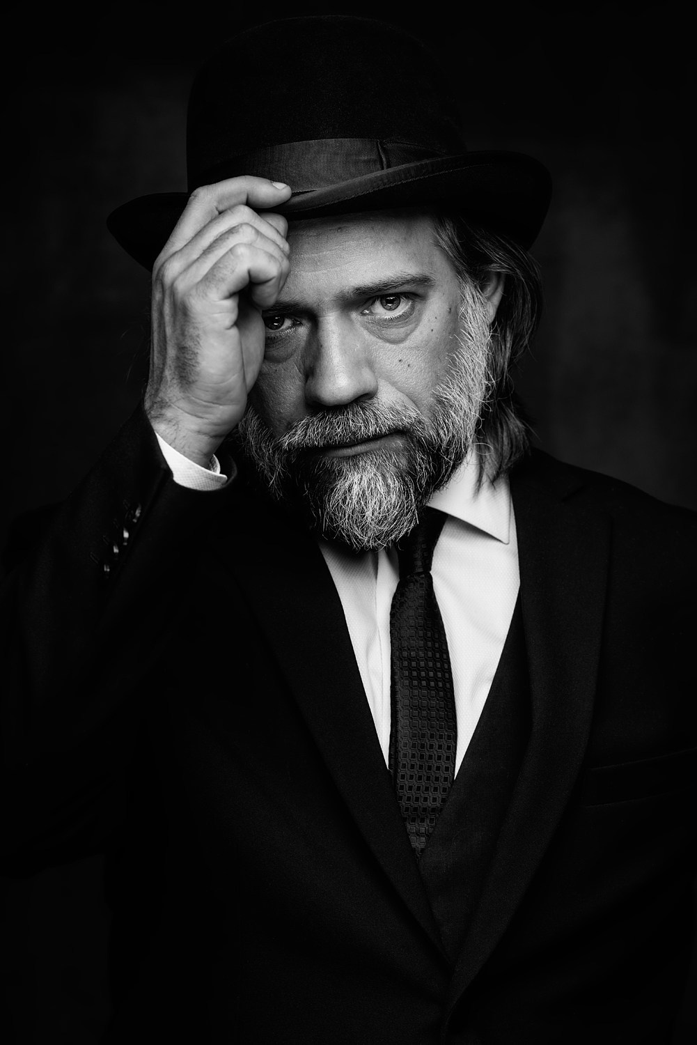 U-ray: Художественный чёрно-белый портрет. U-ray