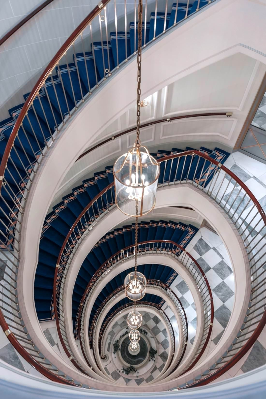 City and architectural portfolio of photographer Vadim Sherbakov. Vadim Sherbakov Portfolio