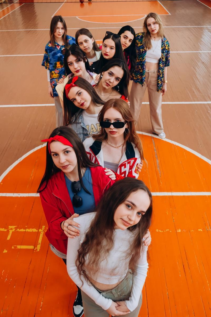 11 класс. КЛАСС | Выпускные альбомы в Нижневартовске