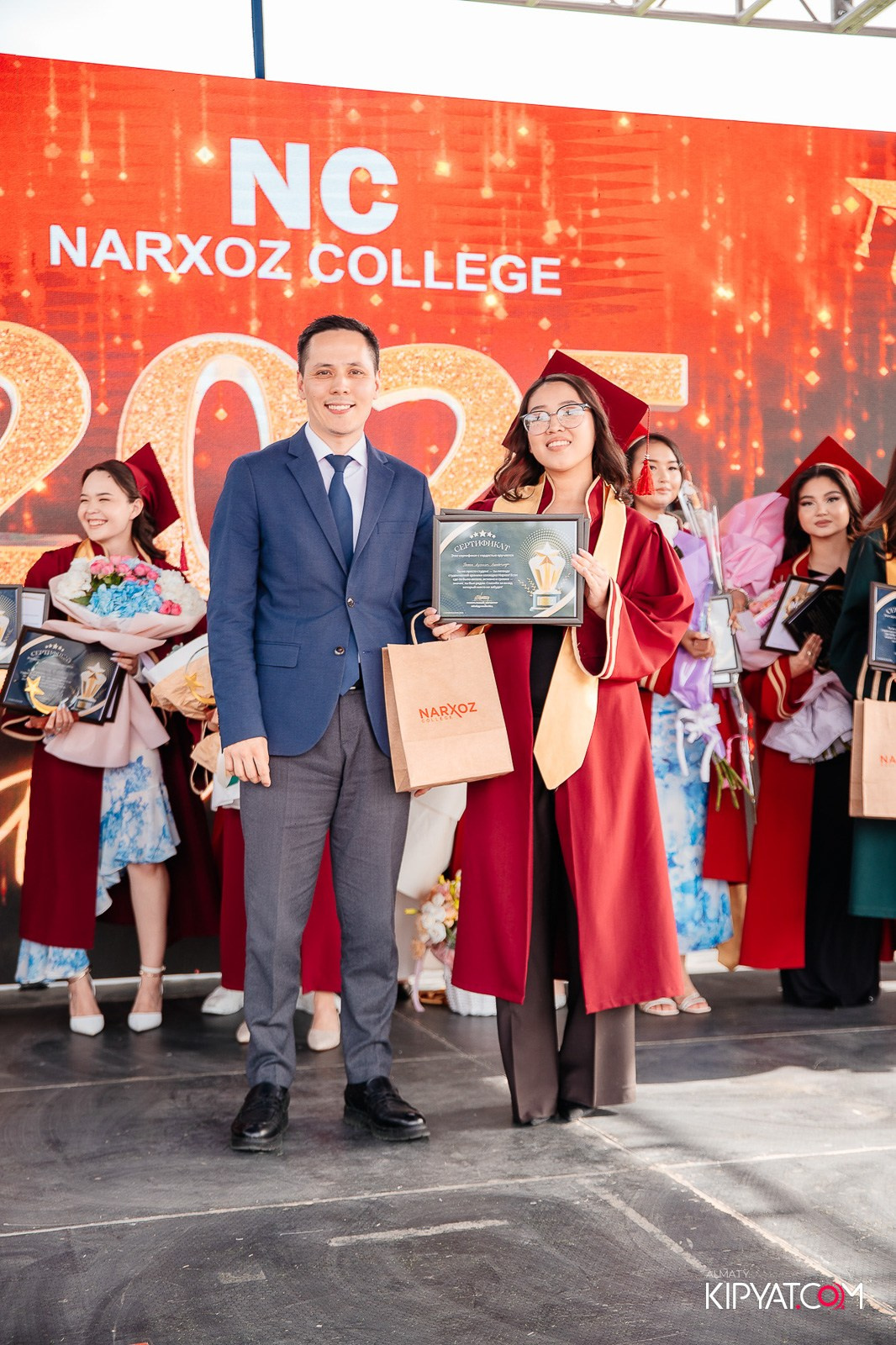 ВРУЧЕНИЕ ДИПЛОМОВ — НАРХОЗ КОЛЛЕДЖ. Part 4. КИПЯТКОМ АЛМАТЫ!