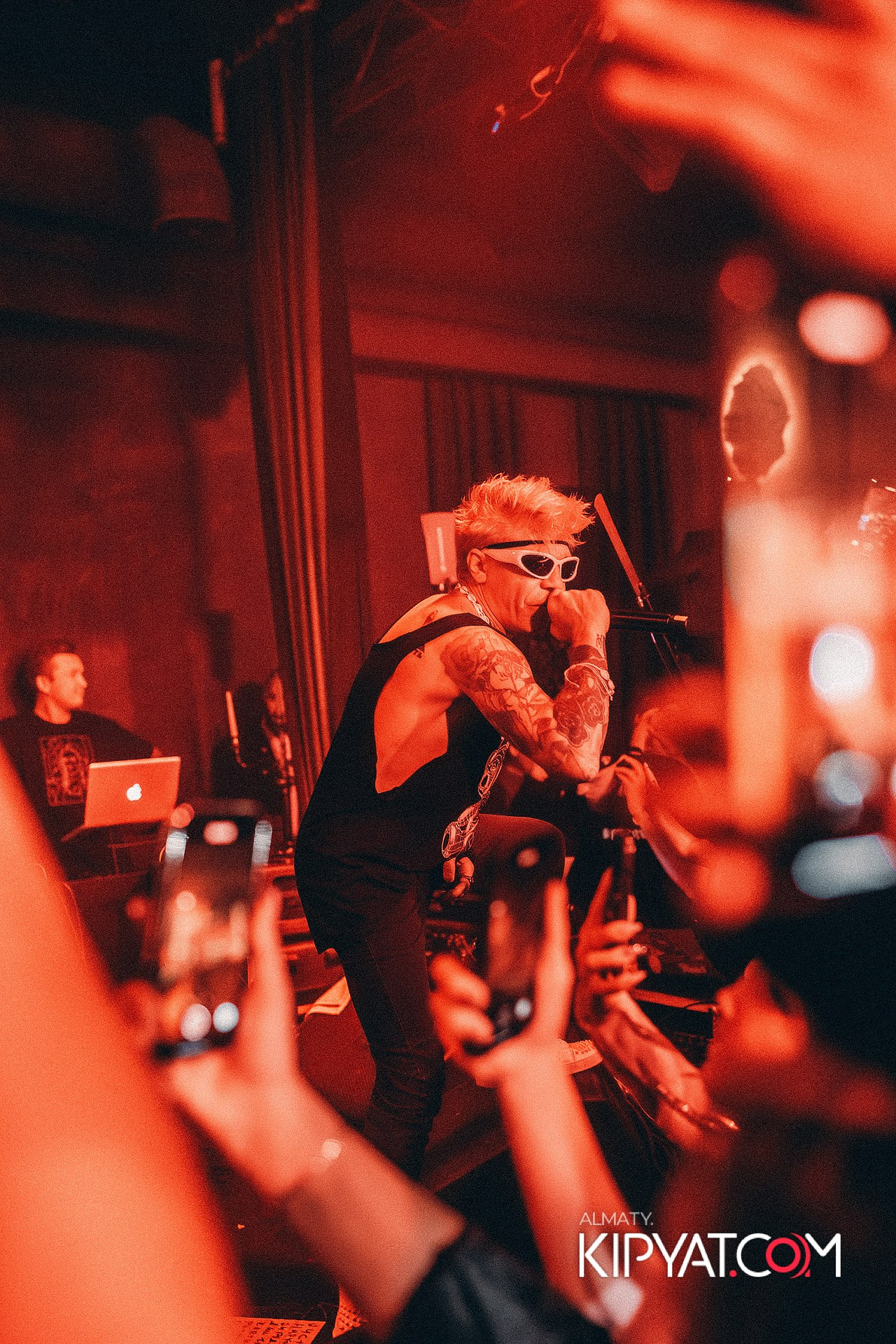 QUEST PISTOLS В РЕСТОРАНЕ NINO. КИПЯТКОМ АЛМАТЫ!