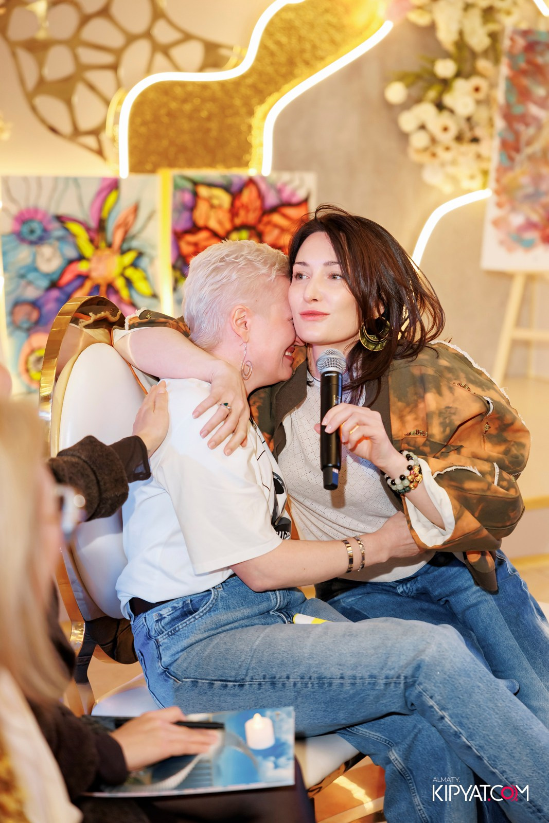 ФЕСТИВАЛЬ НЕЙРОГРАФИКИ НЕЙРОГОЛОС. КАК Я ЗВУЧУ ВО ВСЕЛЕННОЙ. КИПЯТКОМ АЛМАТЫ! Фотосъемка мероприятий в Алматы