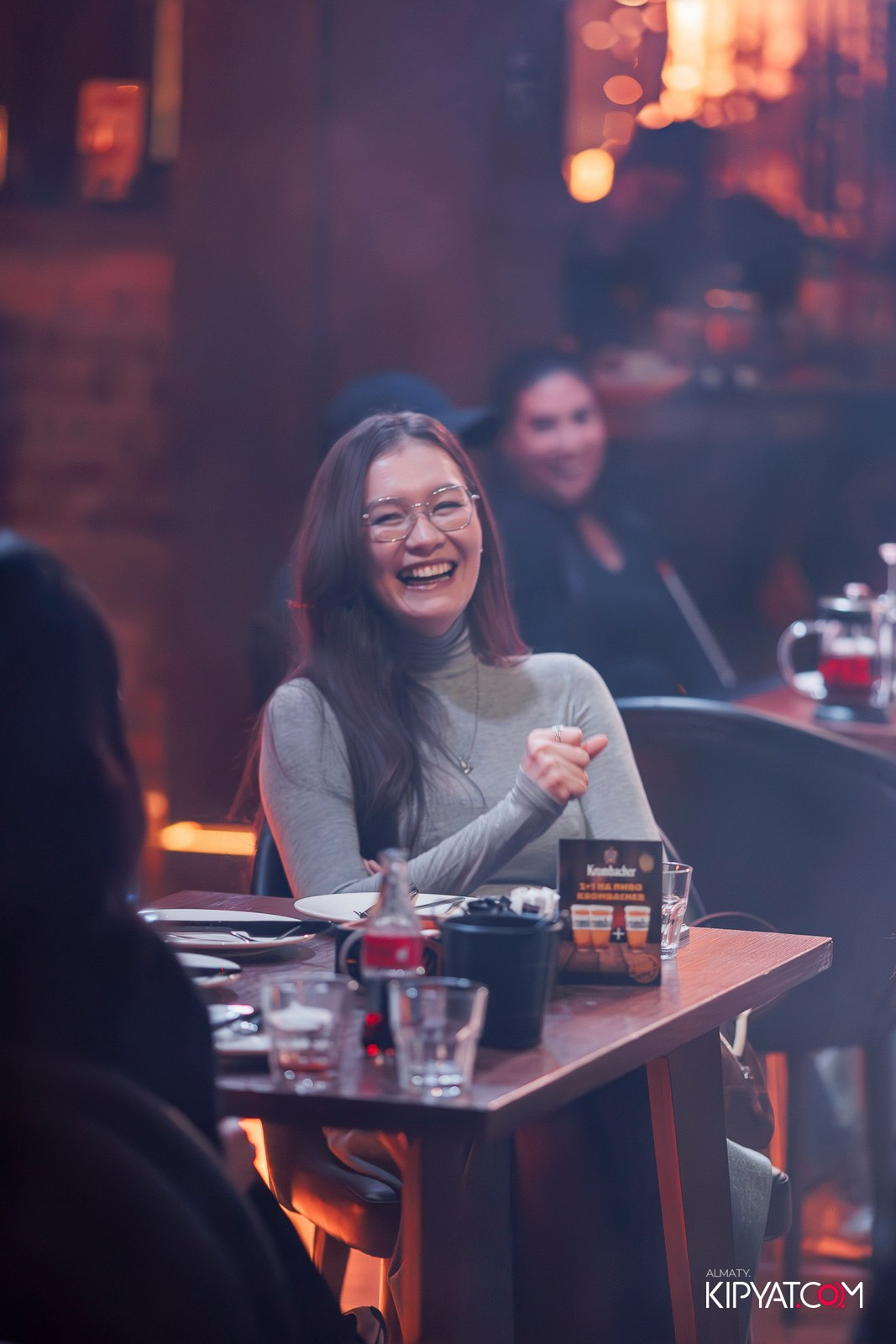 STAND UP КОНЦЕРТ АЛЕКСАНДРА МЕРКУЛЬ. КИПЯТКОМ АЛМАТЫ! Фотосъемка мероприятий в Алматы