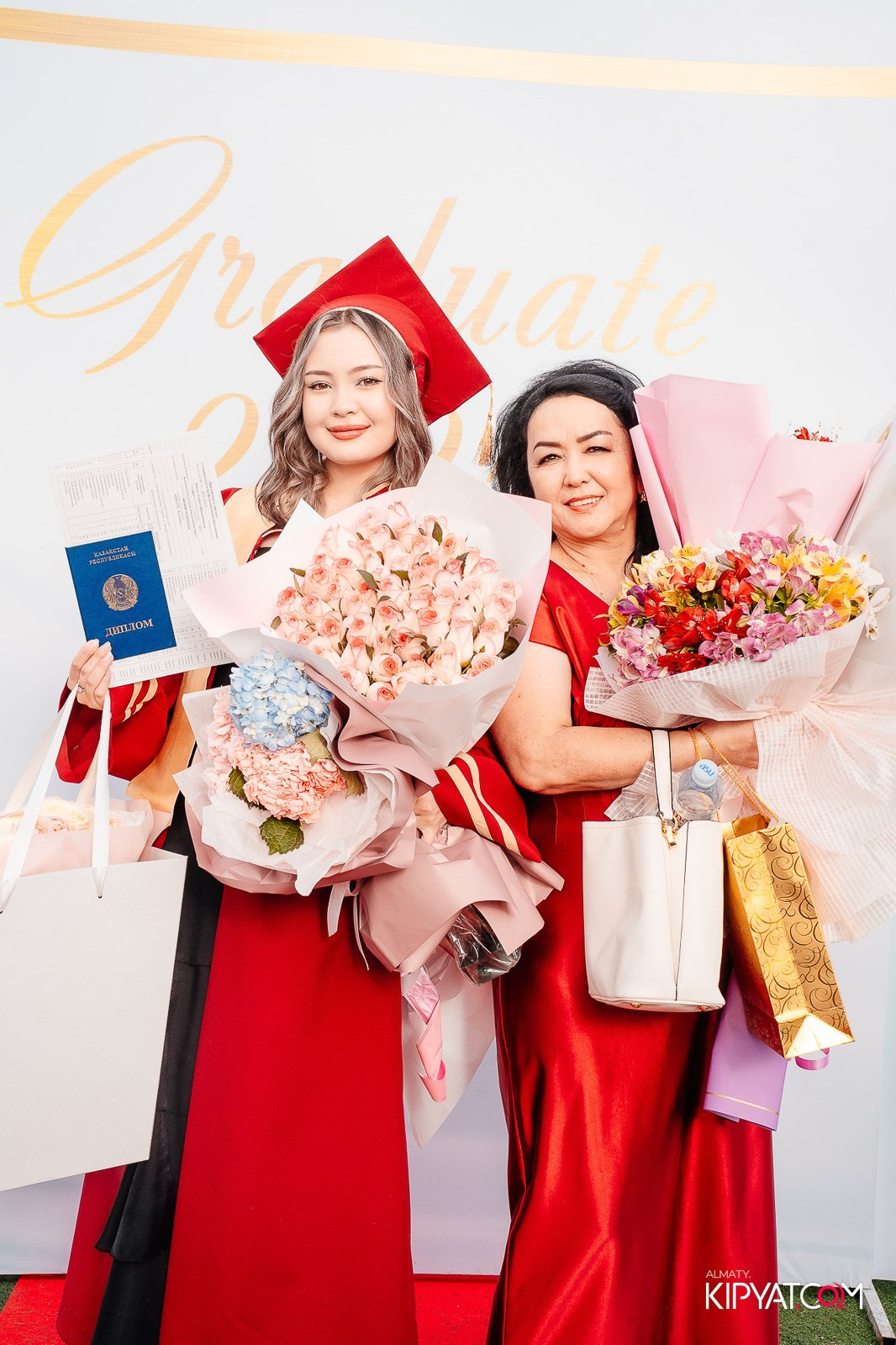 ВРУЧЕНИЕ ДИПЛОМОВ — НАРХОЗ КОЛЛЕДЖ. Part 1. КИПЯТКОМ АЛМАТЫ!